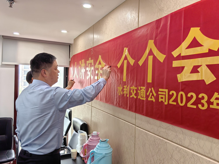 27ae00841e27af06d4026b41cb8eab15_72fa67f6b22196ecb8a422b371b853da.jpg 27ae00841e27af06d4026b41cb8eab15_72fa67f6b22196ecb8a422b371b853da.jpg