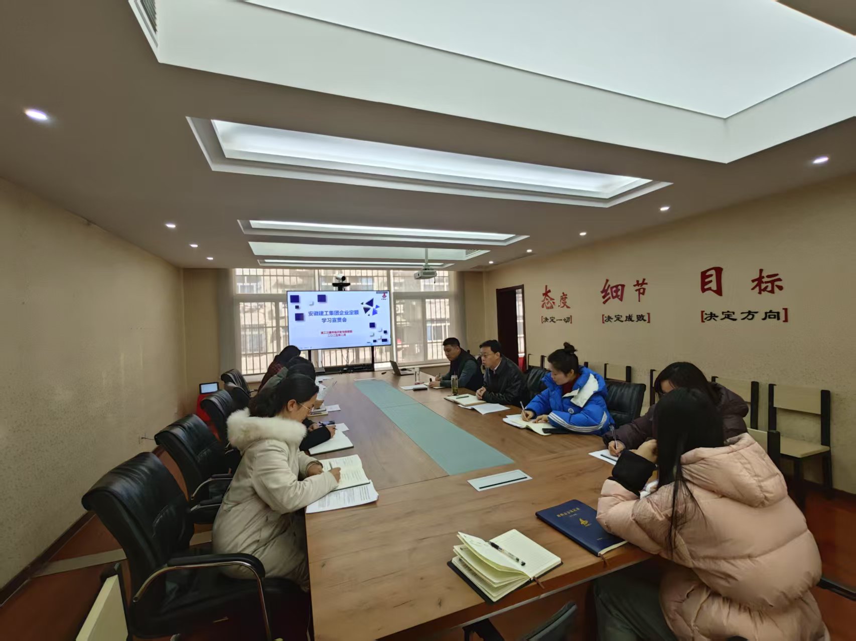 a6ee39ed80e21363f0f2f8b68000da03.jpeg a6ee39ed80e21363f0f2f8b68000da03.jpeg